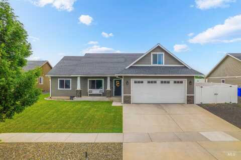 1724 Pioneer Dr, Lewiston, ID 83501
