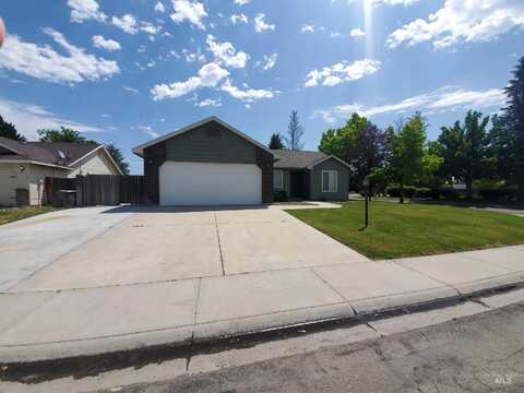 16876 N Orah Ct., Nampa, ID 83687