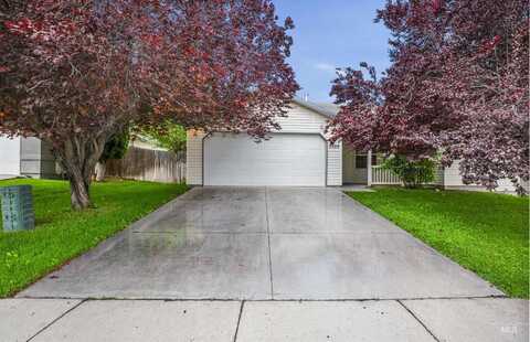 3305 S Oxbow Rd, Nampa, ID 83686