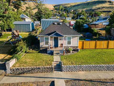 814 2nd Street, Asotin, WA 99402