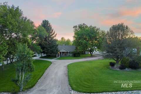 2895 N Holl Dr, Eagle, ID 83616