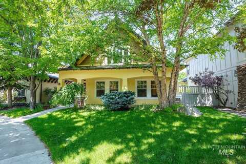 12749 N 9th Ave, Boise, ID 83714