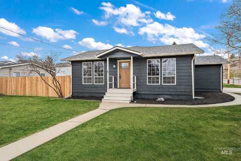 2921 Canal, Boise, ID 83705