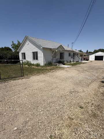 21242 & 21222 Main St, Greenleaf, WY 82626