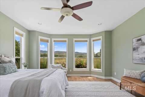 26 Hill Creek Road, Horseshoe Bend, ID 83629