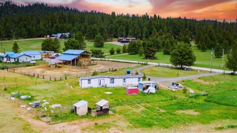 7 Garrett Ln, Cascade, ID 83611