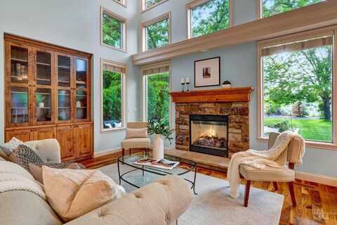 12875 N Schicks Ridge Road, Boise, ID 83714