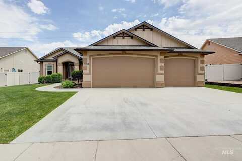 2018 S Sandcrest Loop, Nampa, ID 83686