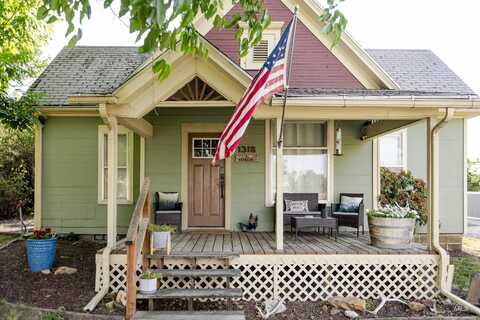 1318 Mccarroll Street, Clarkston, WA 99403