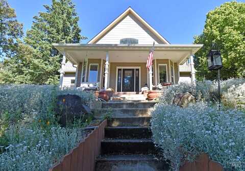 301 State Street, Juliaetta, ID 83535