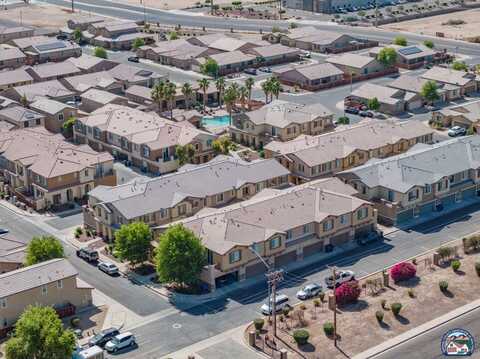 421 Sunrise Ct, Brawley, CA 92227