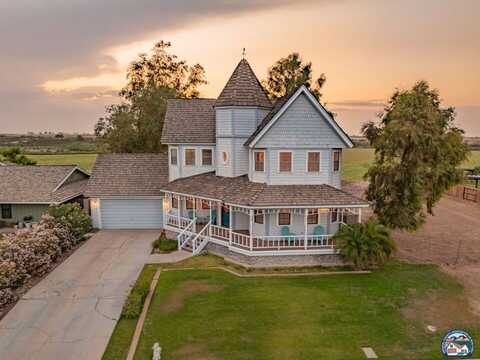 1023 Crestview Dr, Brawley, CA 92227
