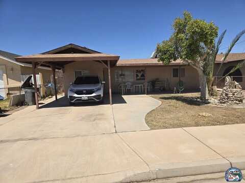 717 S E St, Imperial, CA 92251