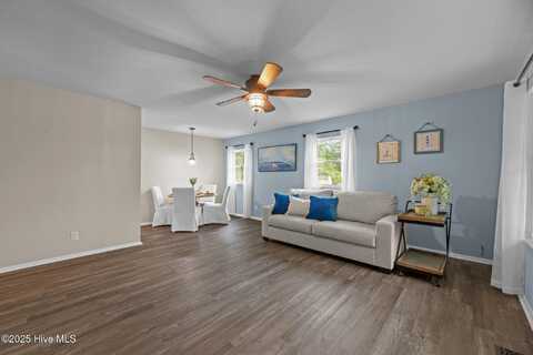 210 Glenburnie Drive, New Bern, NC 28560