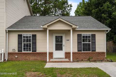 1087 W Pueblo Drive, Jacksonville, NC 28546