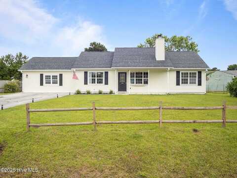 329 Buckhead Road, Hubert, NC 28539