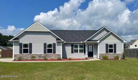 233 Breakwater Drive, Sneads Ferry, NC 28460