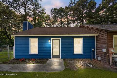 118 Corey Circle, Jacksonville, NC 28546