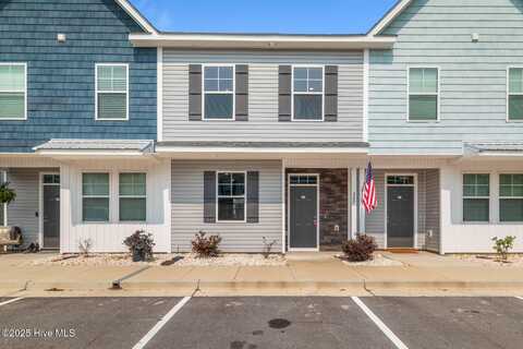 327 Starfish Lane, Sneads Ferry, NC 28460