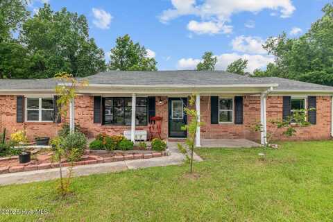 226 White Oak Court, Jacksonville, NC 28546