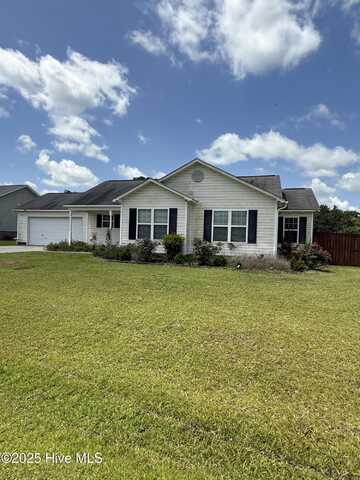 102 Harmony Way, Richlands, NC 28574