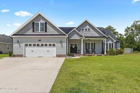 216 Wedgefield Circle, Maple Hill, NC 28454
