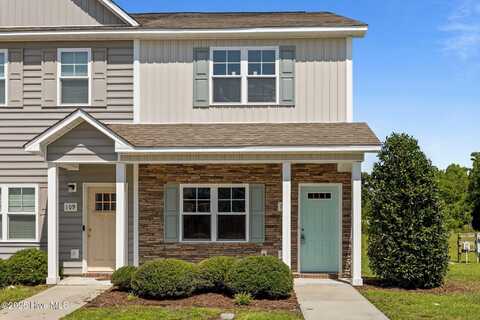 111 Justice Farm Drive, Sneads Ferry, NC 28460