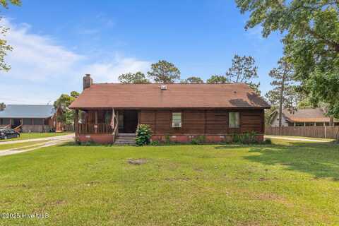 527 Highway 172, Hubert, NC 28539