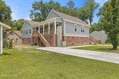 218 Spring Drive, Jacksonville, NC 28540