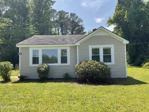 1113 Riggs Road, Maysville, NC 28555