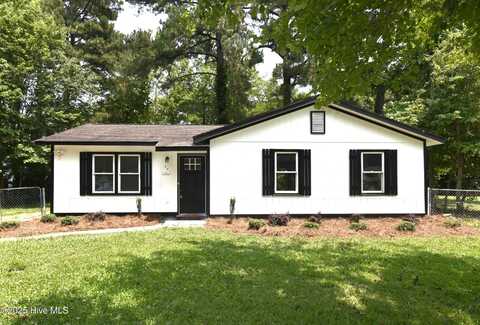 304 Luann Road, Jacksonville, NC 28540