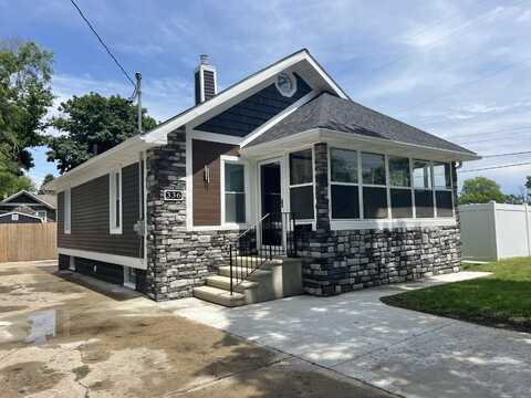 336 E Prospect Street, Jackson, MI 49203
