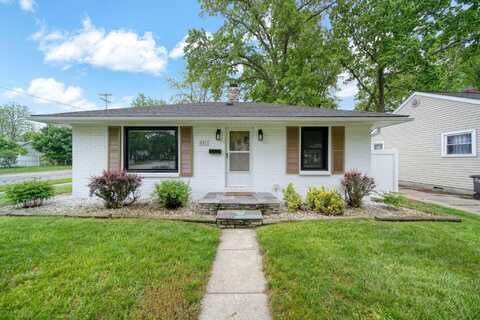 801 Briarcliff Road, Jackson, MI 49203
