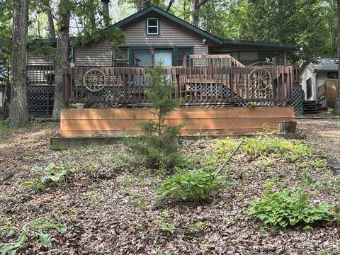 2112 Timber Lane, Brooklyn, MI 49230