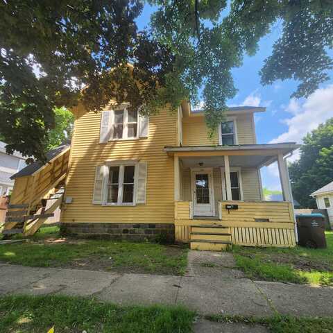 212 W Ash Street, Albion, MI 49224