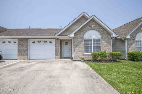 725 Greensboro Way, Knoxville, TN 37912