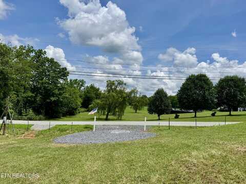 121 N Shiloh Rd, Seymour, TN 37865