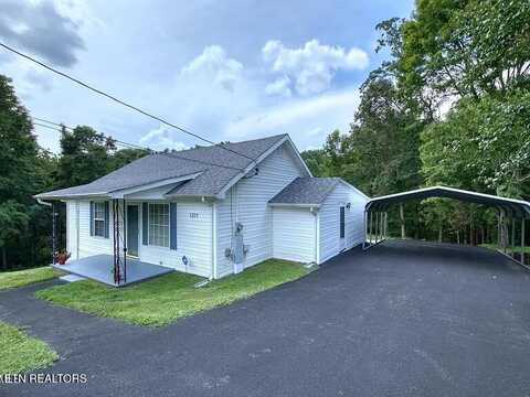 1517 W Copeland Drive, Powell, TN 37849