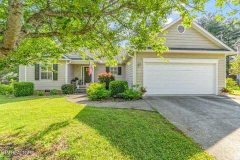 1264 Halifax Rd, Knoxville, TN 37922