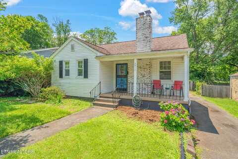 2917 Clearview St, Knoxville, TN 37917