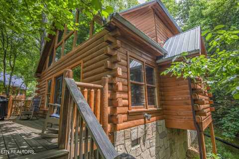 1820 Beach Front Drive Drive, Sevierville, TN 37876