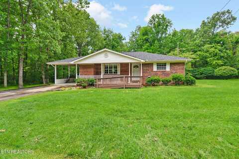 5012 Pawnee Rd, Crossville, TN 38572