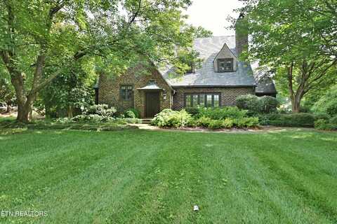 2221 Cherokee Blvd, Knoxville, TN 37919