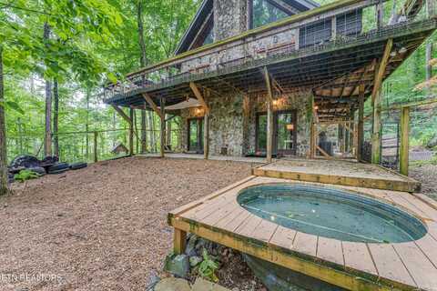 56 TIMBER RIDGE Rd, Pikeville, TN 37367