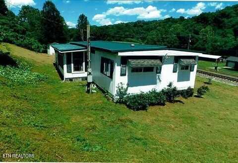 1728 Sulphur Springs Rd, Clinton, TN 37716