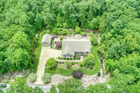 130 Folkstone Rd, Crossville, TN 38558