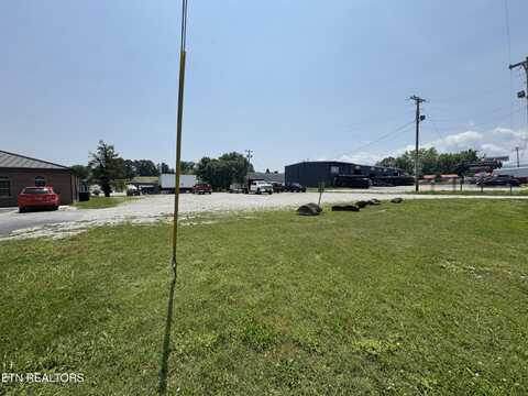 2527 Jacksboro Pike, Jacksboro, TN 37757