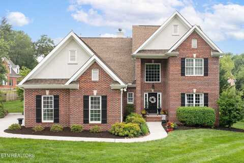 817 Vista Oaks Lane, Knoxville, TN 37919