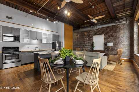 100 S Gay St, Knoxville, TN 37902