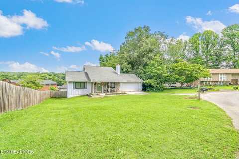 8404 Doral Circle, Knoxville, TN 37938
